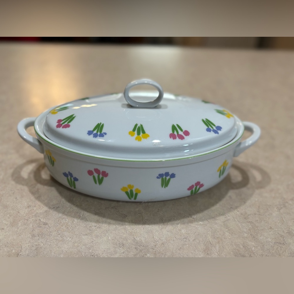 VTG Retro Whimsical Floral Covered Casserole Dish